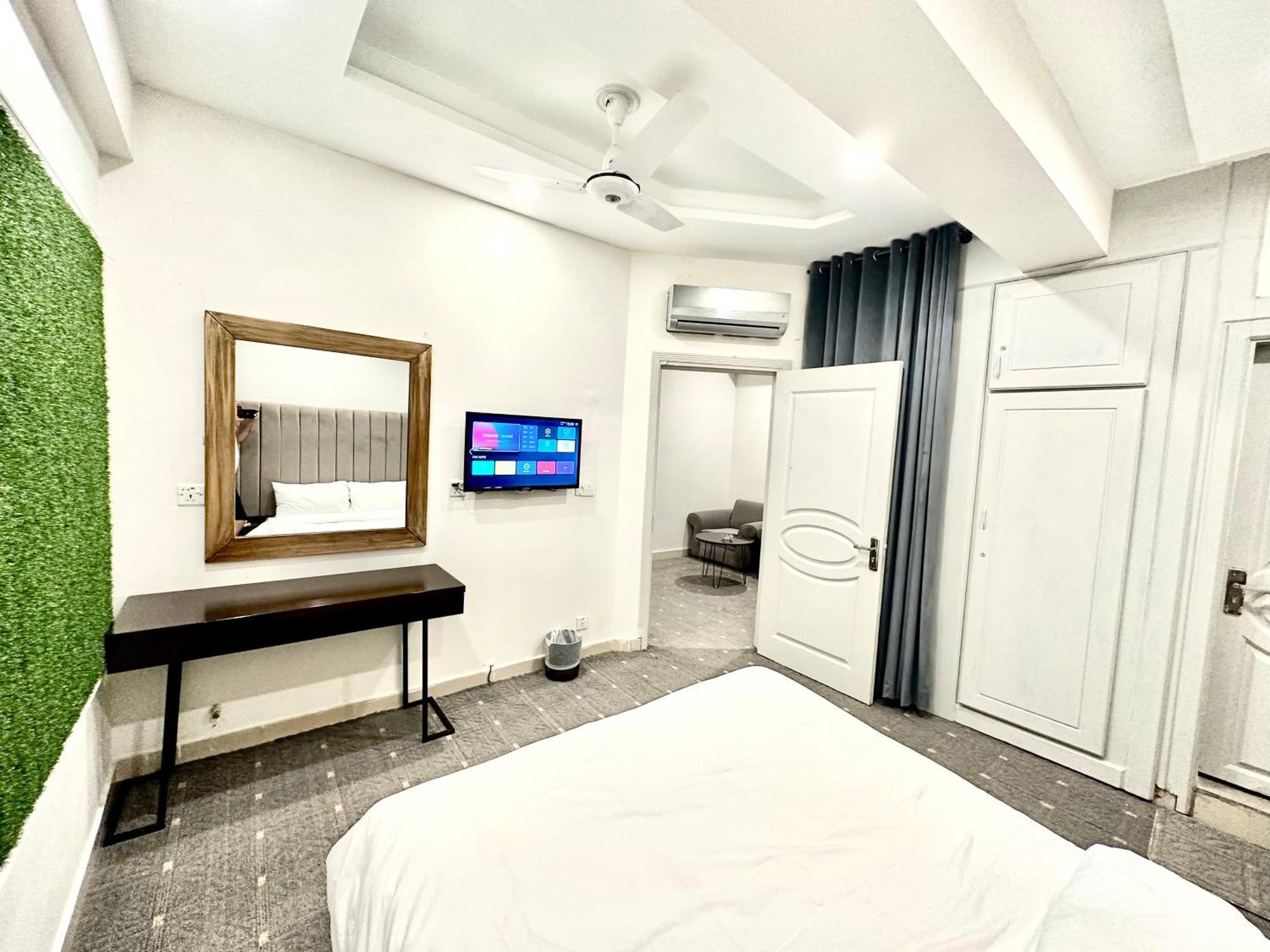 Mudan Hotel And Suite Islamabad Room photo